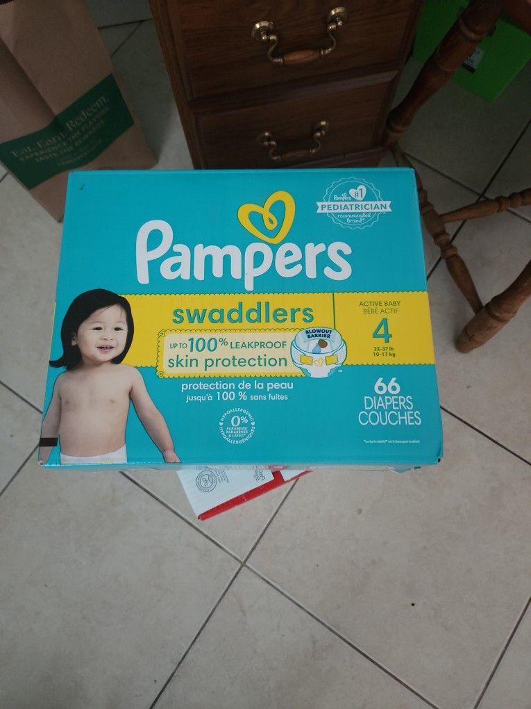Pampers Swaddlers Size 4 W Wipes