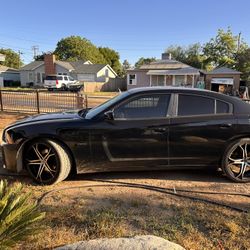 2013 dodge Charger 
