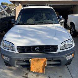 1999 Toyota Rav4