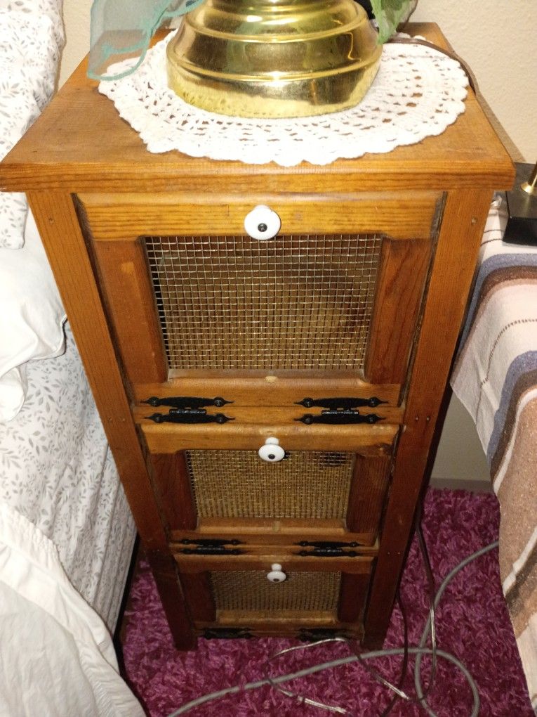 Wooden Vintage Hand Crafted 3 Drawer Shelf