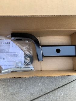 2016 Nissan Ball mounted hitch ( models of the same kind)