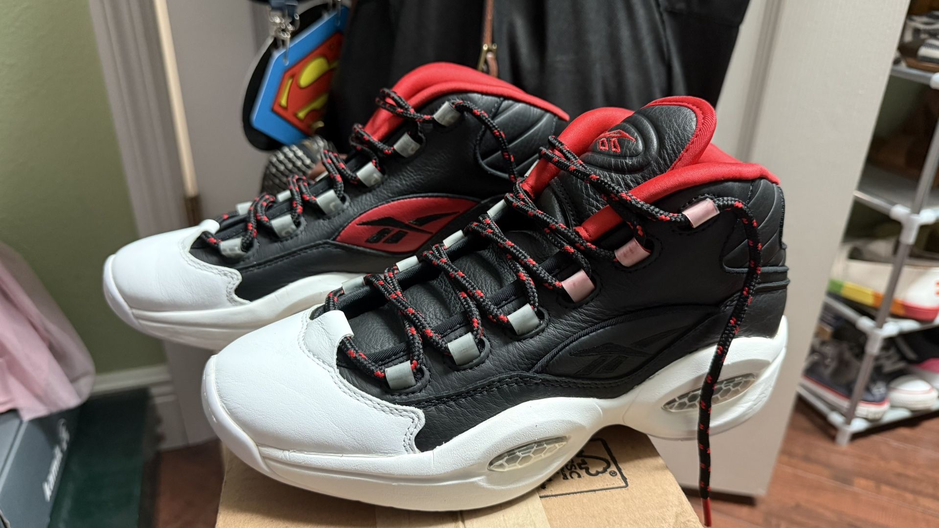 Reebok Iverson Question Mid- Size 8.5