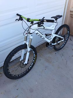 GT Force LE - Full Suspension All Terrain Mtn Bike