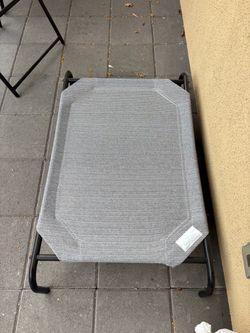Coolaroo Elevated Dog Bed