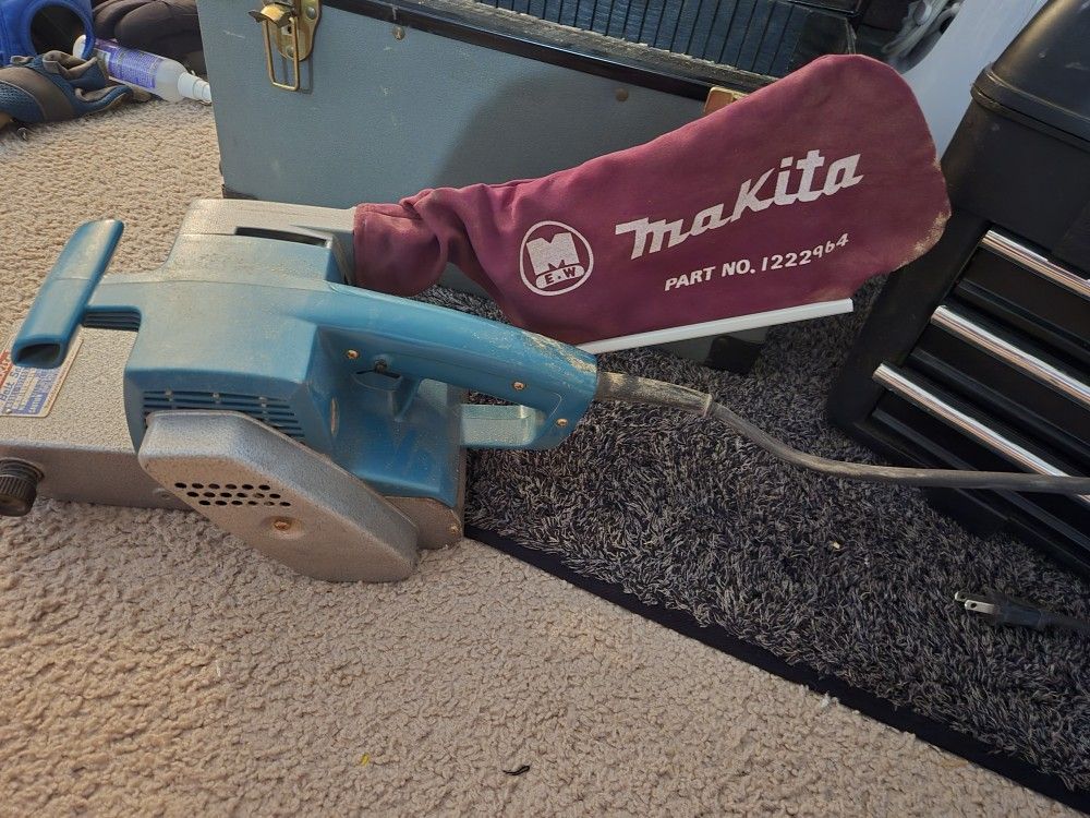 Makita Belt Sander