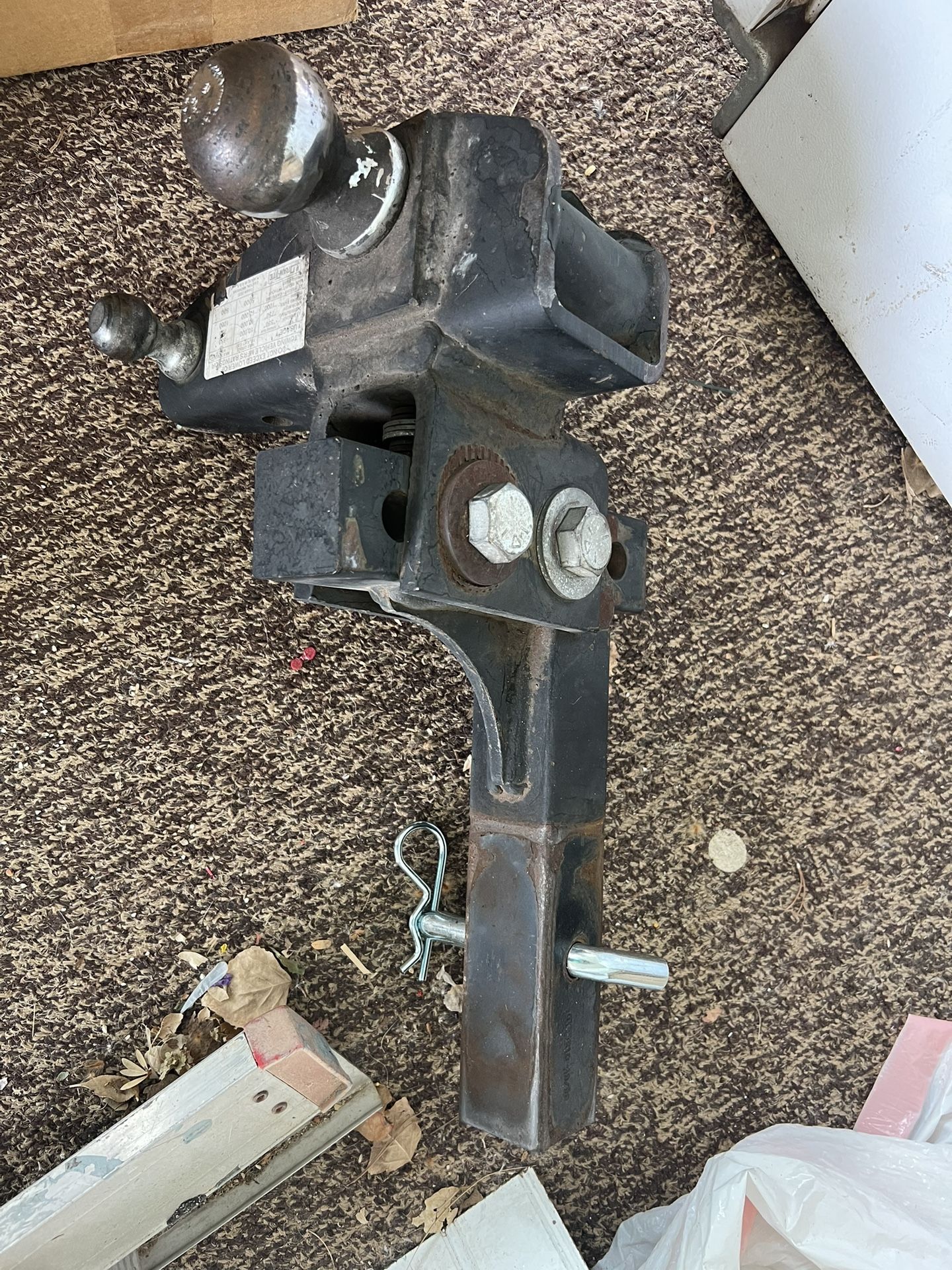REDUCED PRICE- Trailer Hitch (Heavy Duty)