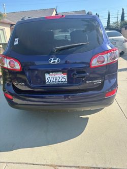 2010 Hyundai Santa Fe dark blue