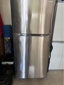 Refrigerator