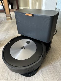 Roomba Automatic Vacuum Cleaner