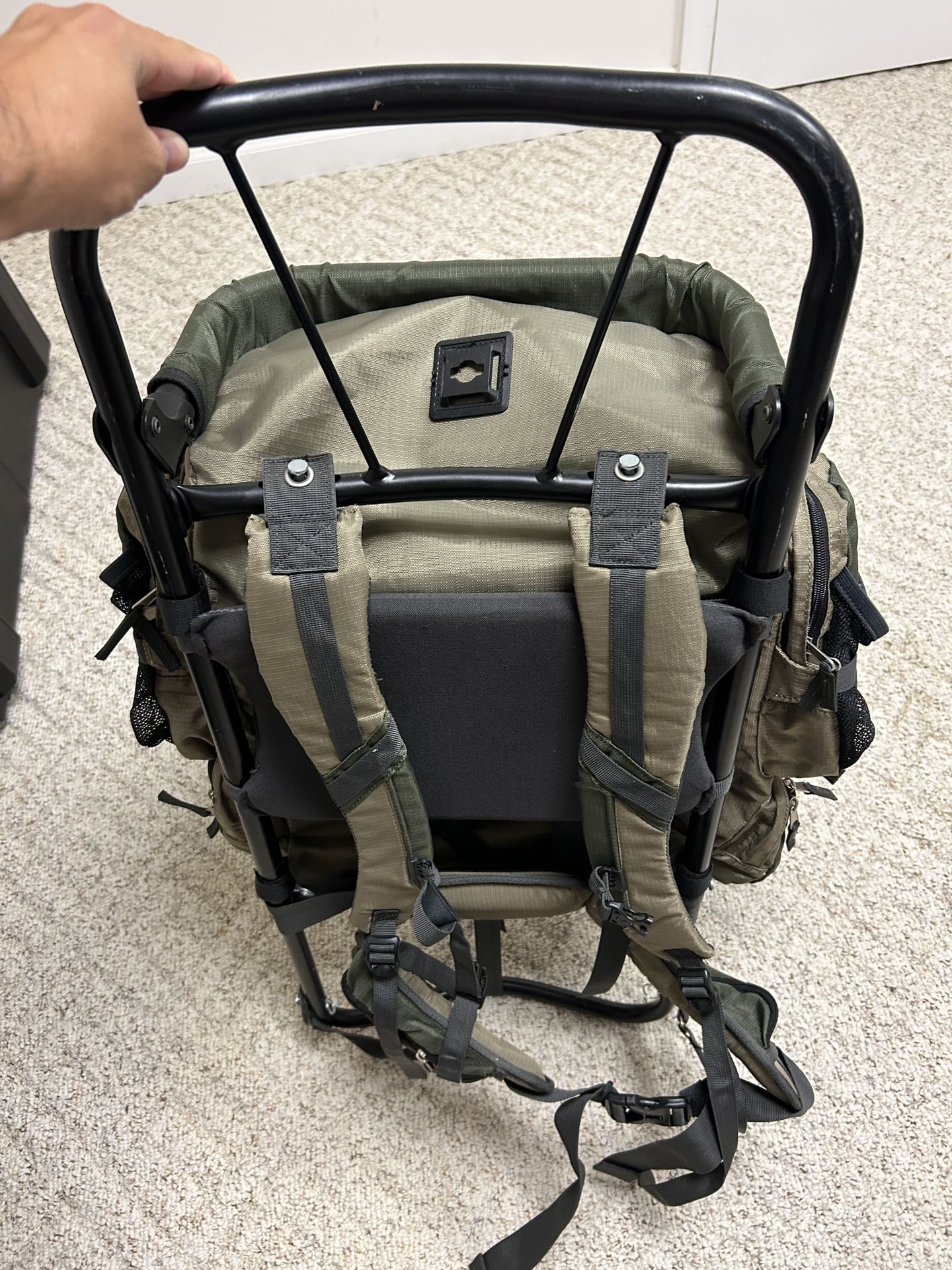 Field Stream 40L External Frame Pack for Sale in Bohemia NY OfferUp