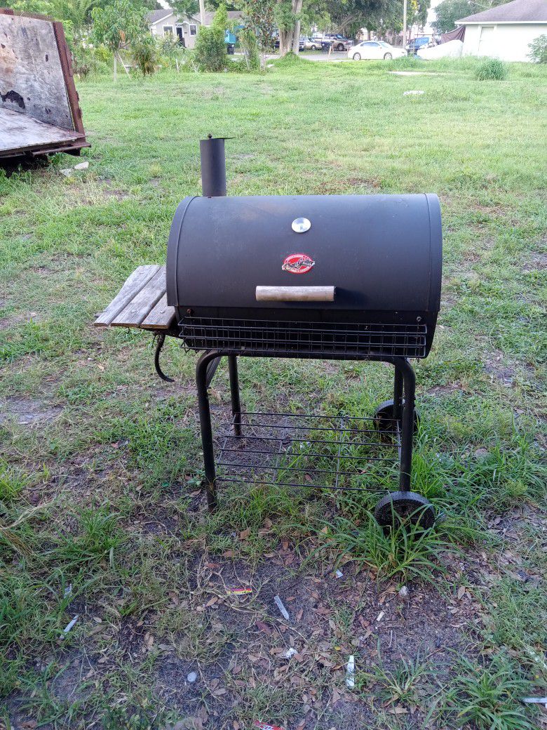 Bbq Smoker and grill