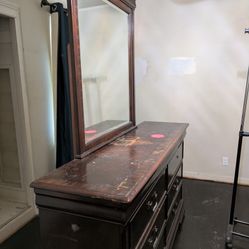 Antique look Dresser with Mirror