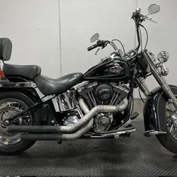 Winter special —-  and taxes season—2011 Harley-Davidson- Heritage soft tail-super classic