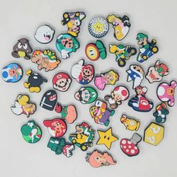 35 Crocs Charms Super Mario Bros UKL