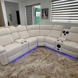 Power Reclining Sectional Couch / BRAND NEW / Fast 🚚