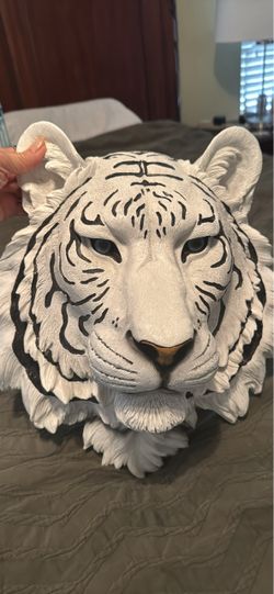 White Tiger Wall Hanging New