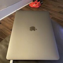 Mackbook Apple Laptop 
