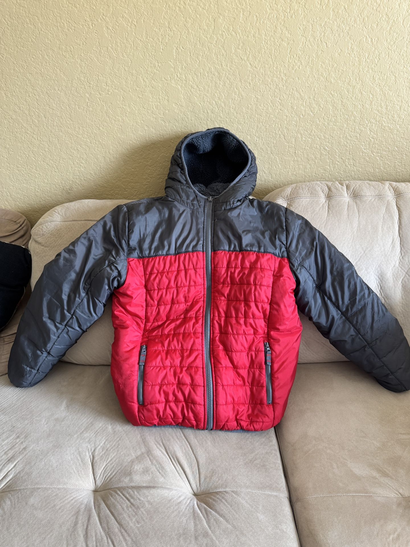 Size 10/12 Boys Eddie Bauer Soft shell outside and Fleece Inside Jacket