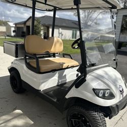 2022 Icon Golf Cart I40