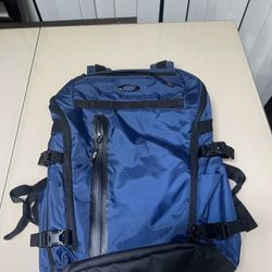 Oakley SI Outdoor Day Backpack - Universal Blue (Navy Blue) Ripstop. Used in good condition with very minor cosmetic blemishes. Bag is in really great