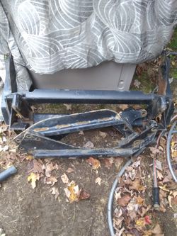 Fisher snow plow mount off a dt international truck