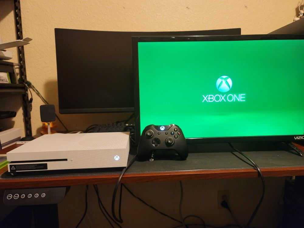 Xbox One S