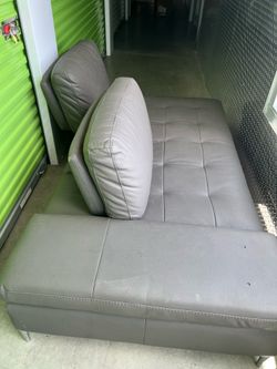 Deep reclining couch sofa