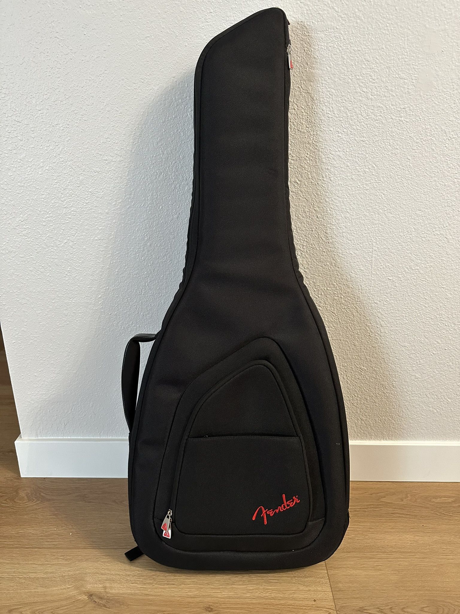 Fender Guitar Case For Electric Guitar ( Telecaster Stratocaster Or Offset)
