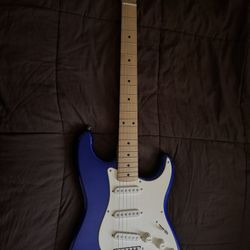Blue Electric Squier Stratocaster 2004 Guitar w/ AMP