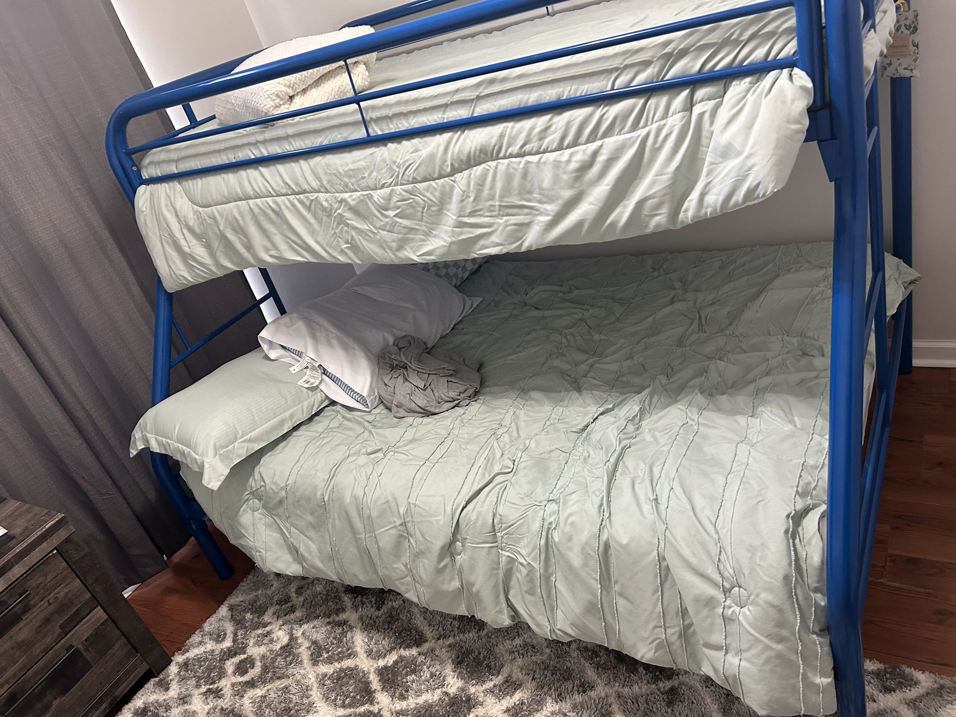 Twin Over Full Bunked