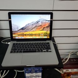 MacBook Pro Laptop