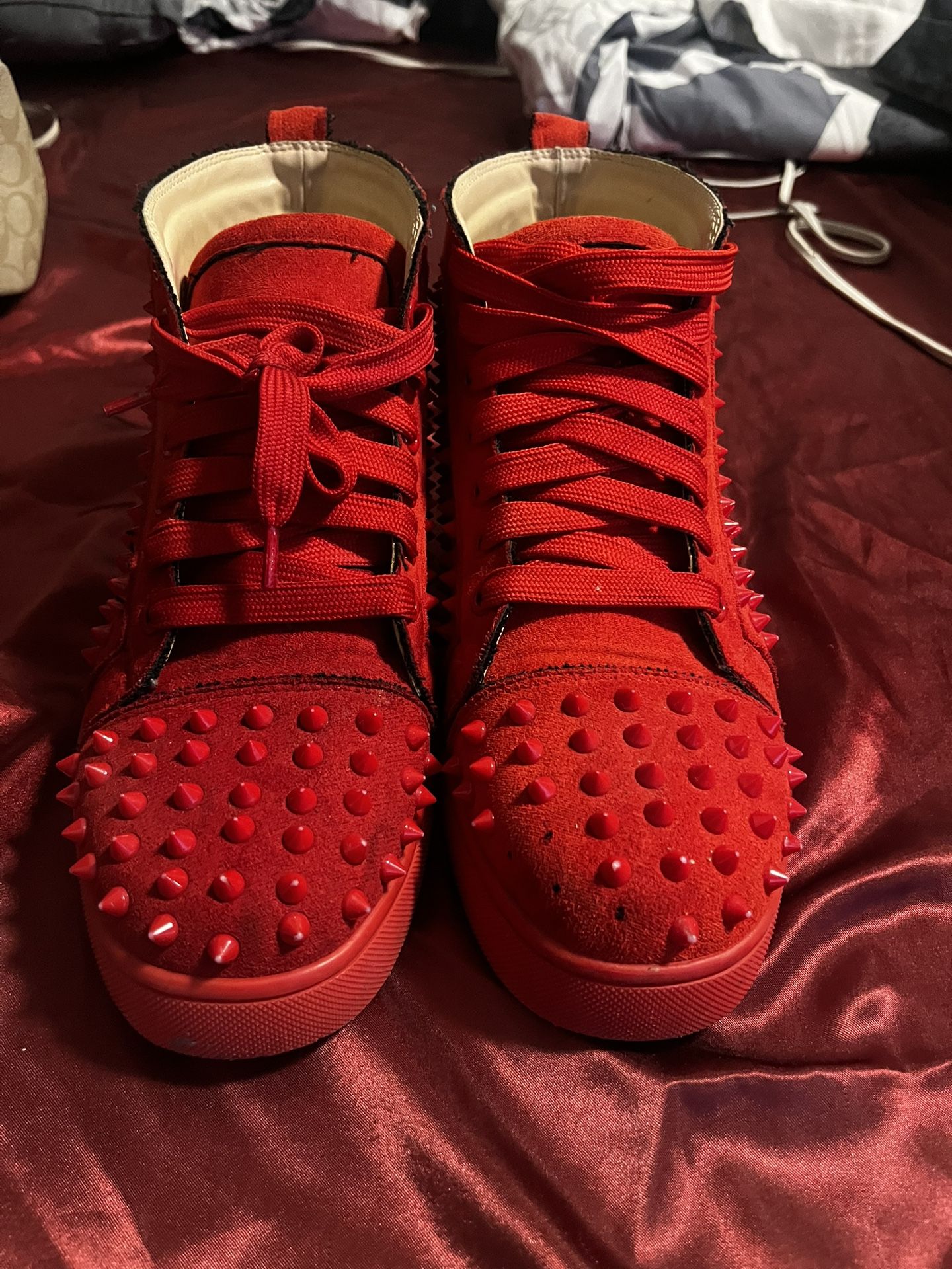 🔥 Red Christian Louboutin “Tristan” Spiked Sneakers 🔥