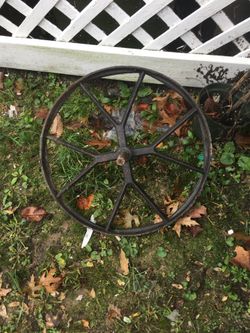 Cast iron wheel