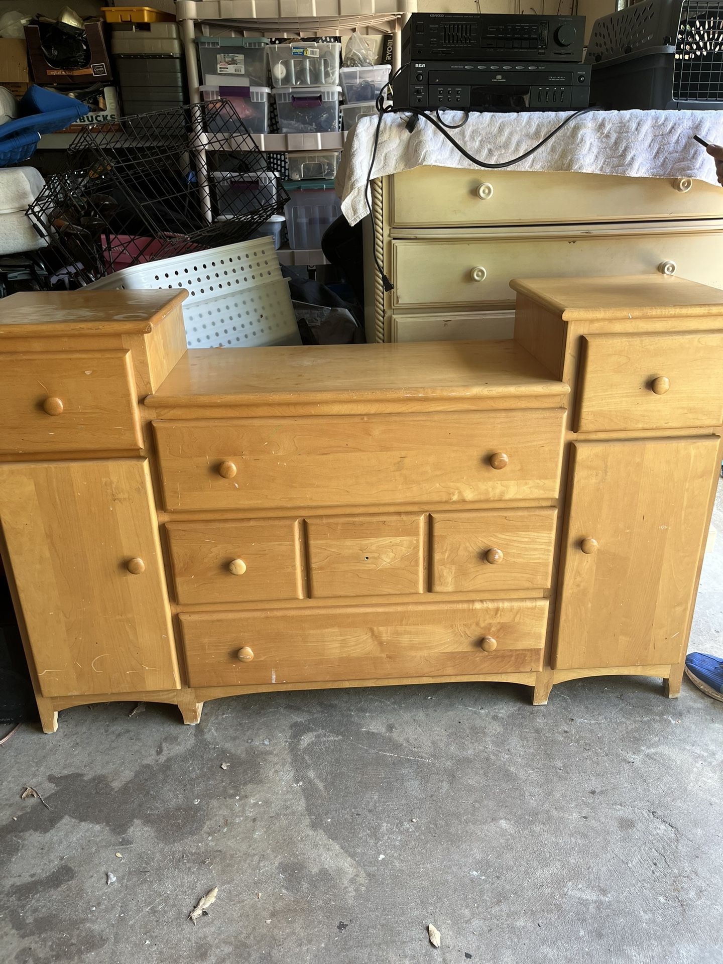 Dresser