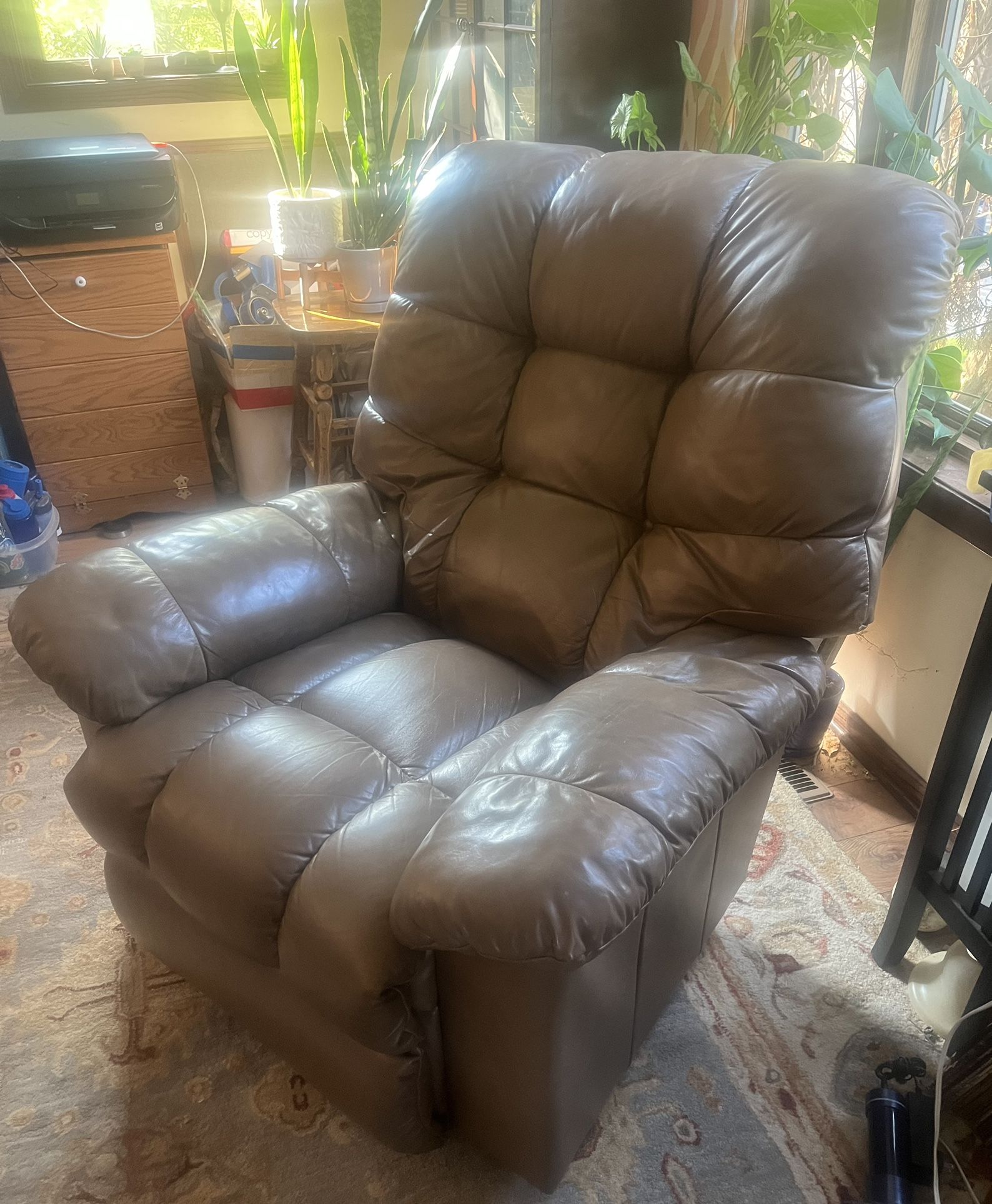 La-Z-Boy Gibson All Leather Rocking Recliner