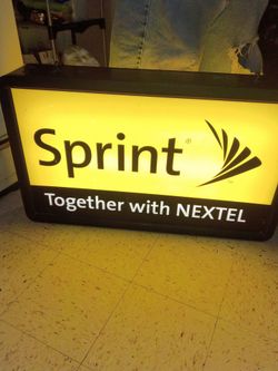 Sprint Nextel Yellow/ Black Lamp light with 12' foot Cord $25