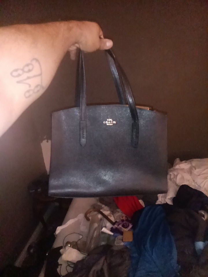 coach purse 100