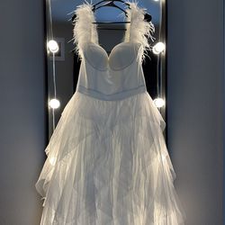 Size Large White Ruffle Gown Dress