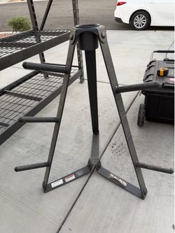 Weight plate holder