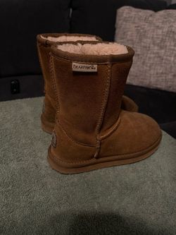 Girls bear paw boots