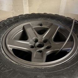 Ironman Mud 285/70/17 Wheel Set