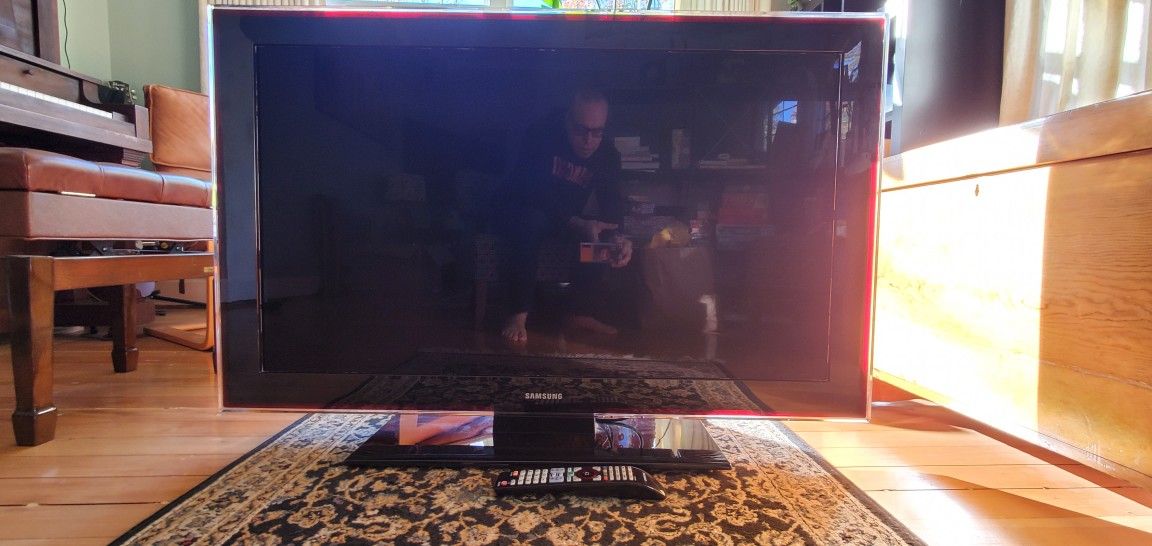 Samsung 46" Series 7 1080p TV (LN46A750R1F)
