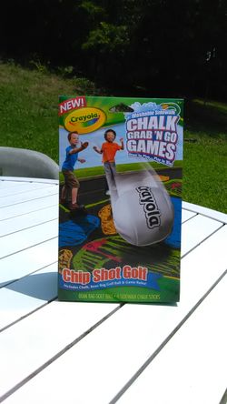 Crayola Washable Sidewalk Chalk Grab'n Go Games Chip Shot Golf
