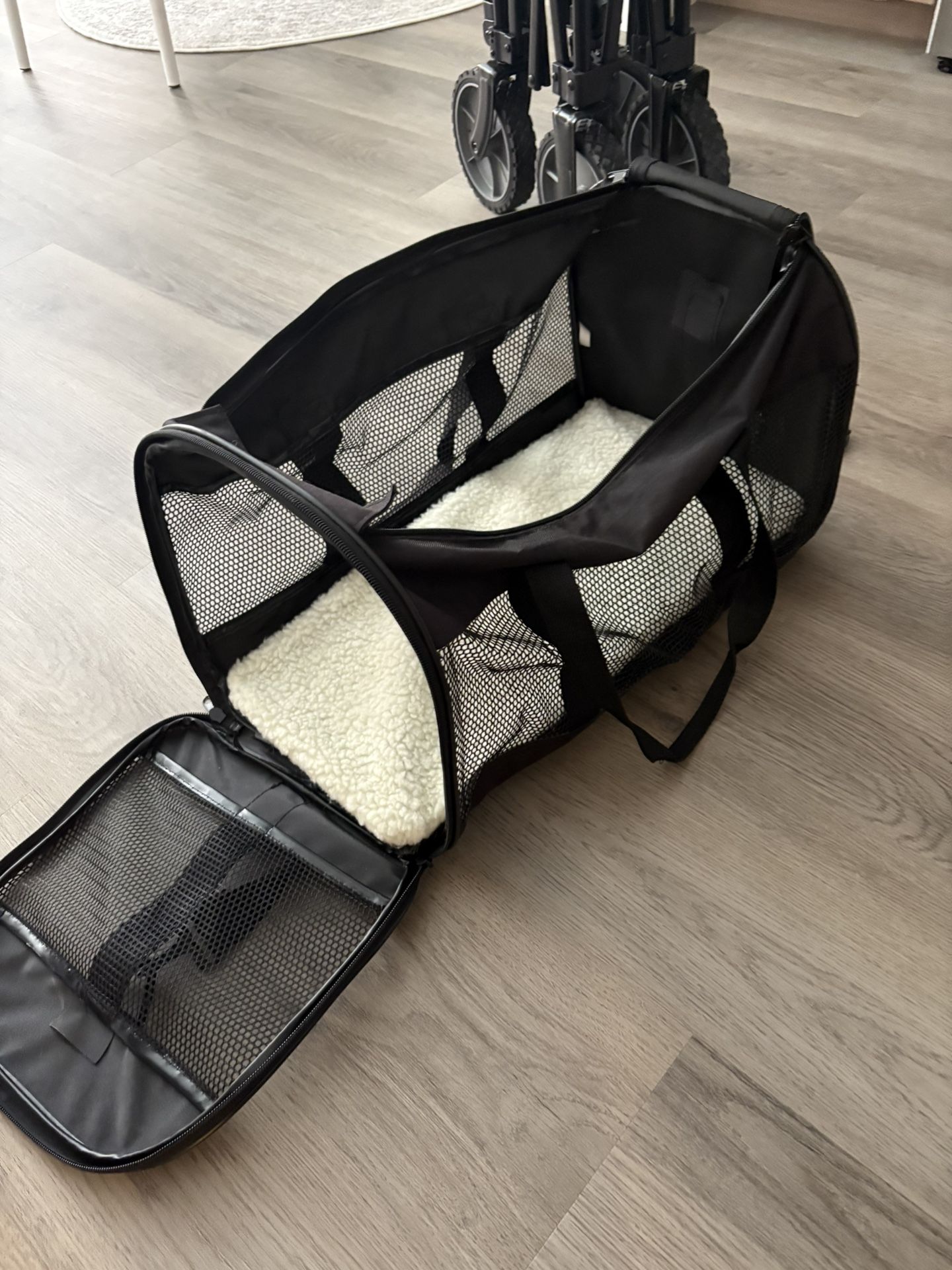 Small Pet Carrier 