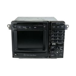 OEM Mercedes Benz W220 S500 BOSCH Comand Unit Navigation Radio CD A220 827 05 42