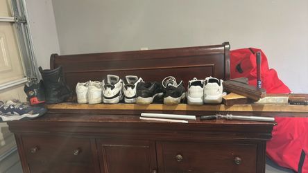 4 size 13 shoes