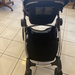 Bed Stroller In Perfect Condition 