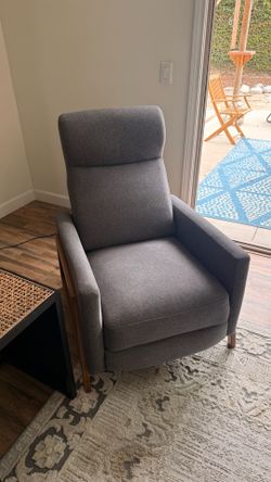 Recliner