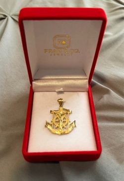 10k Gold Pendant