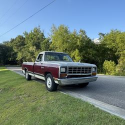 1982 Dodge D-Series